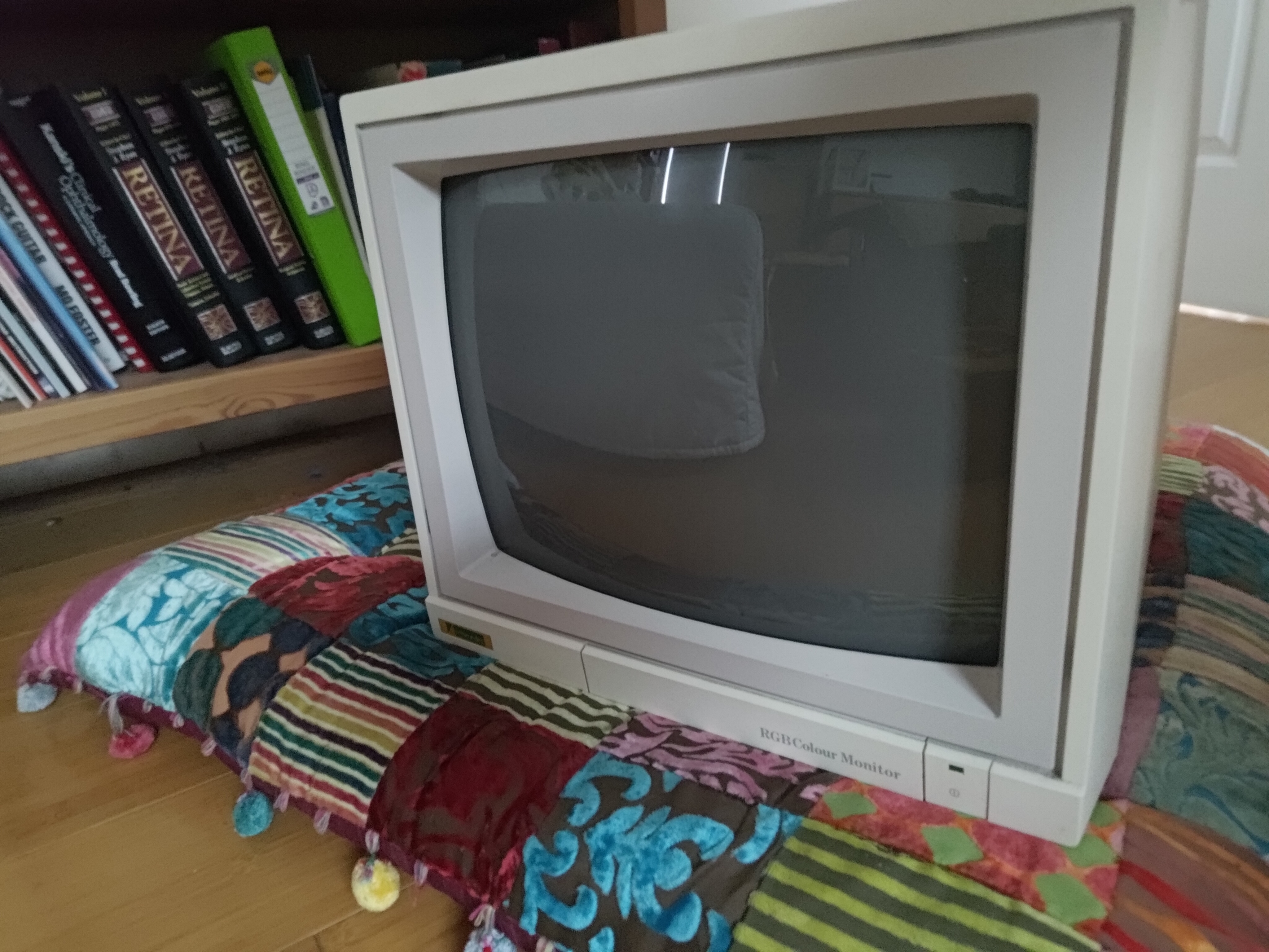 crt_monitor_front